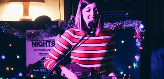 NELLIS (pop-singer-songwriter/BE)